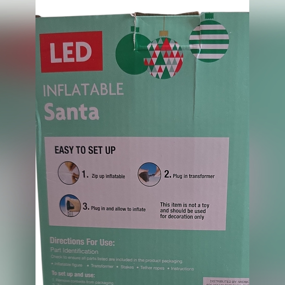 LED Inflatable Santa Outdoor Decor - Picture 2 of 3